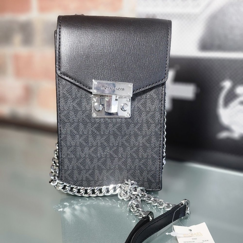 Michael Kors phone xbody